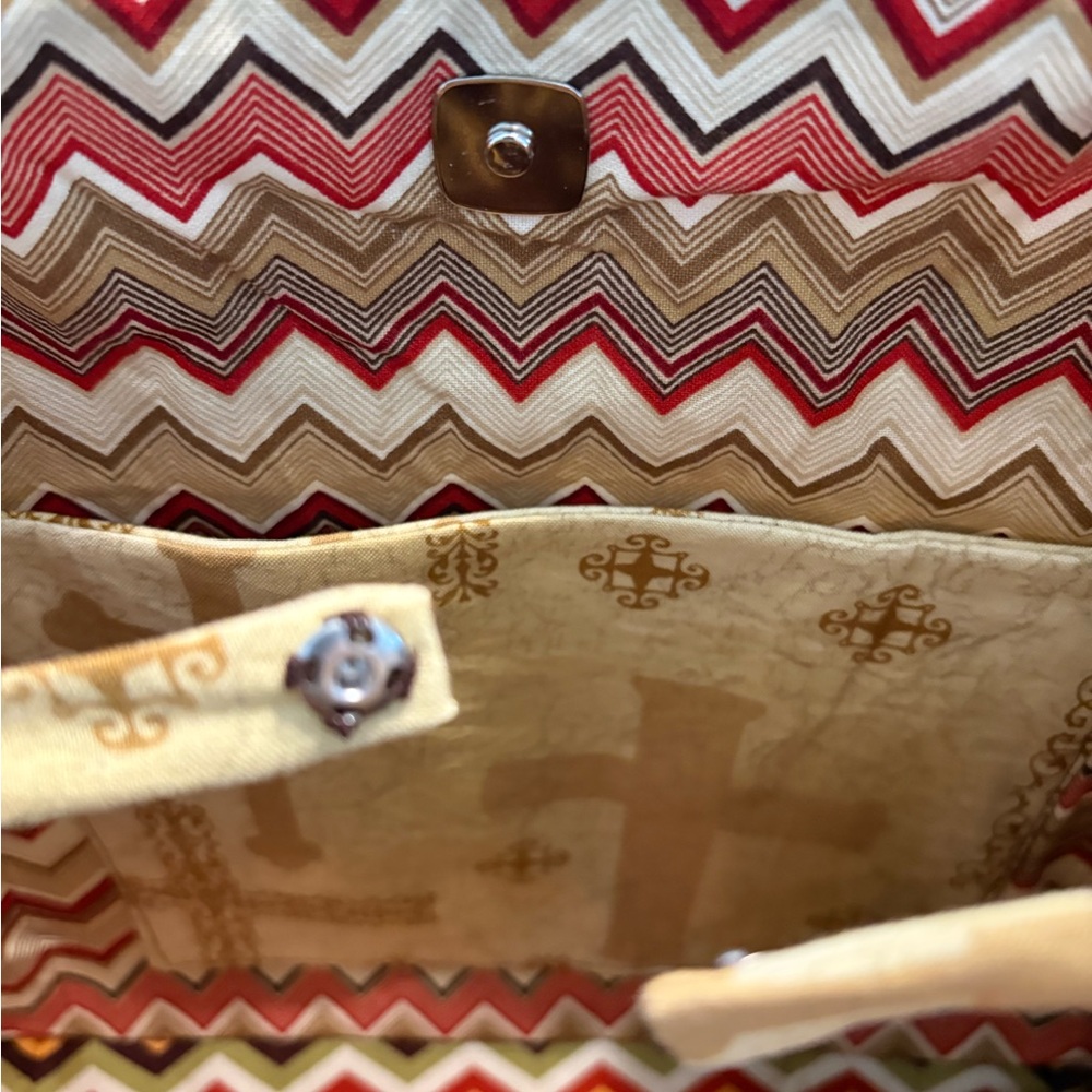 Stylish Multicolor Women's Purse Patchwork Hand Made in Zimbabwe - Picture 5 of 9